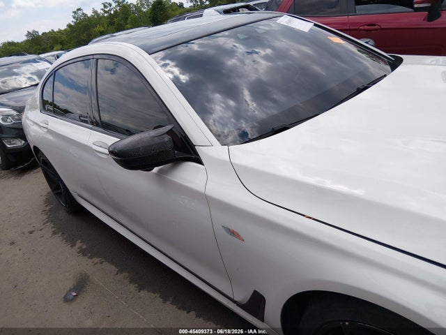 Продажа на аукционе авто 2018 Bmw 7 Series 750i, vin: WBA7F0C52JGM23835, номер лота: 45409373