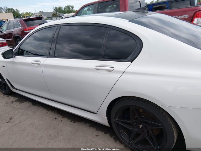 Продажа на аукционе авто 2018 Bmw 7 Series 750i, vin: WBA7F0C52JGM23835, номер лота: 45409373