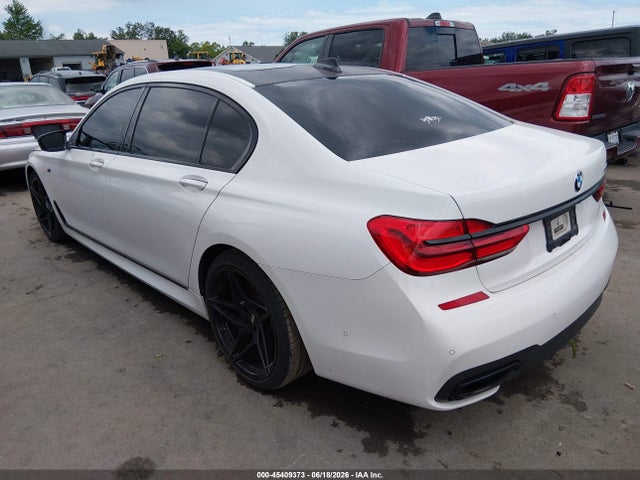 Продажа на аукционе авто 2018 Bmw 7 Series 750i, vin: WBA7F0C52JGM23835, номер лота: 45409373