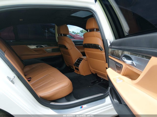 Продажа на аукционе авто 2018 Bmw 7 Series 750i, vin: WBA7F0C52JGM23835, номер лота: 45409373