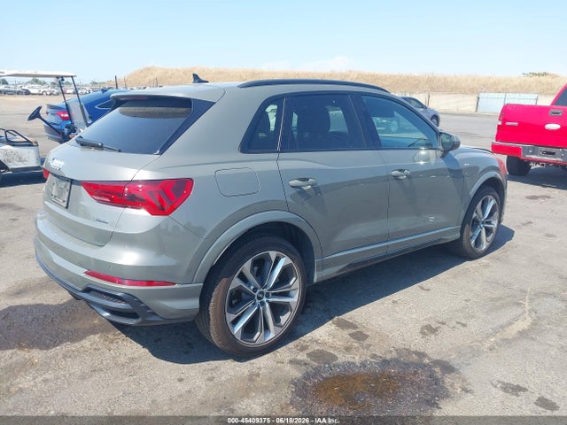 45409375 :رقم المزاد ، WA1EECF3XM1011026 vin ، 2021 Audi Q3 Premium Plus 45 Tfsi S Line Quattro Tiptronic مزاد بيع