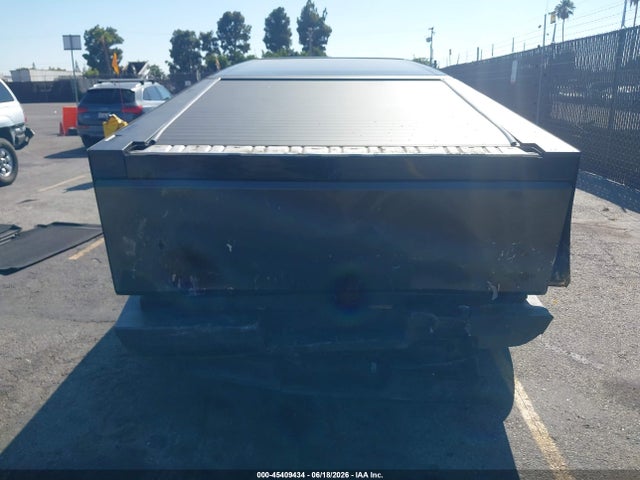 7G2CEHEE6RA020683 Tesla Cybertruck Cyberbeast
