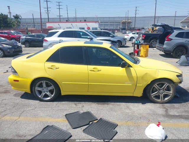 2001 Lexus Is 300 მანქანა იყიდება აუქციონზე, vin: JTHBD182210007475, აუქციონის ნომერი: 45409444