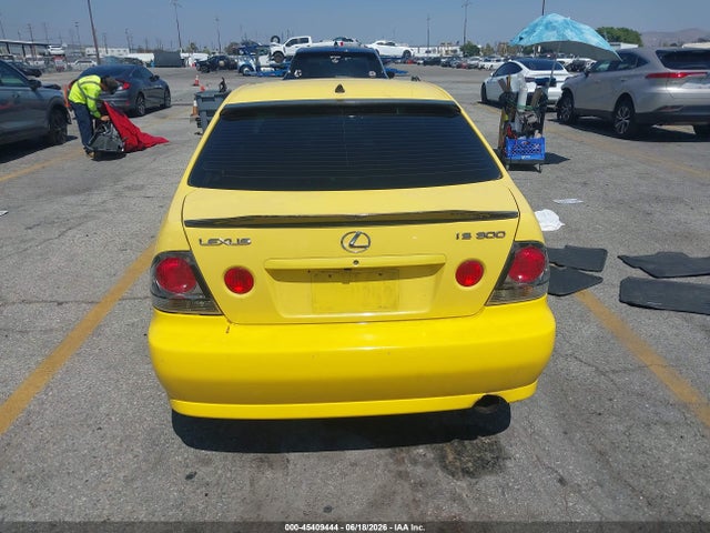 2001 Lexus Is 300 მანქანა იყიდება აუქციონზე, vin: JTHBD182210007475, აუქციონის ნომერი: 45409444