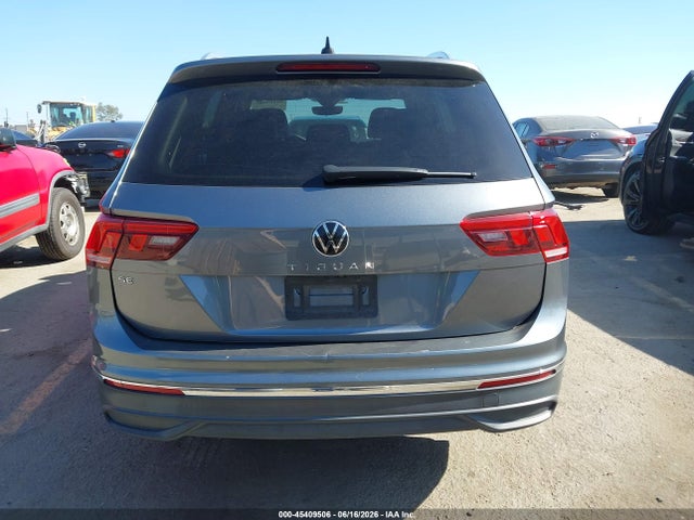 3VV3B7AX1NM177660 Volkswagen Tiguan 2.0t Se