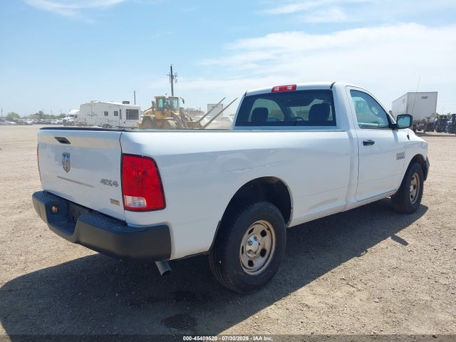 45409520 :رقم المزاد ، 3C6JR7DG0JG318196 vin ، 2018 Ram 1500 Tradesman  4x4 8' Box مزاد بيع