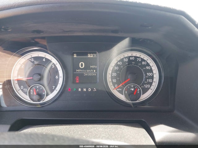 45409520 :رقم المزاد ، 3C6JR7DG0JG318196 vin ، 2018 Ram 1500 Tradesman  4x4 8' Box مزاد بيع