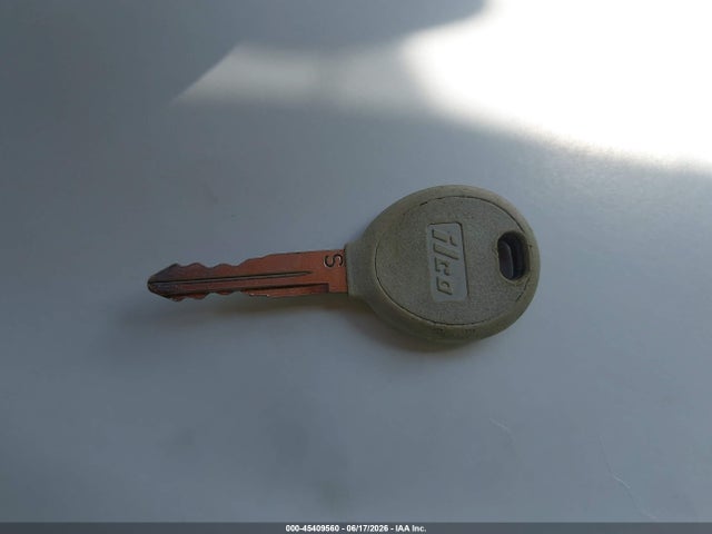 45409560 :رقم المزاد ، 2A4GP44R66R833515 vin ، 2006 Chrysler Town & Country Lx مزاد بيع