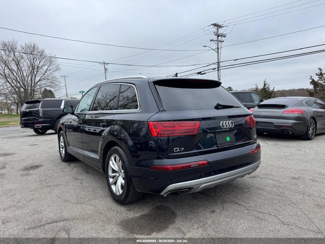 Продажа на аукционе авто 2017 Audi Q7 3.0t Premium, vin: WA1LAAF7XHD031470, номер лота: 45409604