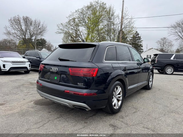 Продажа на аукционе авто 2017 Audi Q7 3.0t Premium, vin: WA1LAAF7XHD031470, номер лота: 45409604