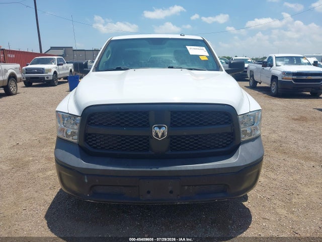3C6RR6KG4LG253677 RAM 1500 Classic Tradesman 4x2 5&#039;7 Box