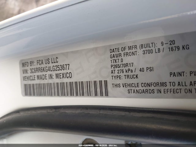 3C6RR6KG4LG253677 RAM 1500 Classic Tradesman 4x2 5&#039;7 Box