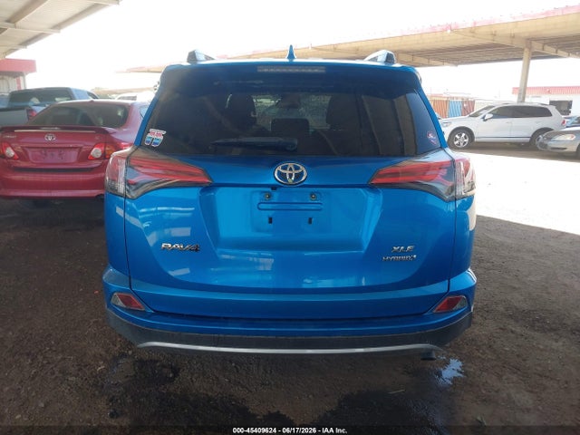 JTMRJREV6HD076338 Toyota Rav4 Hybrid Xle