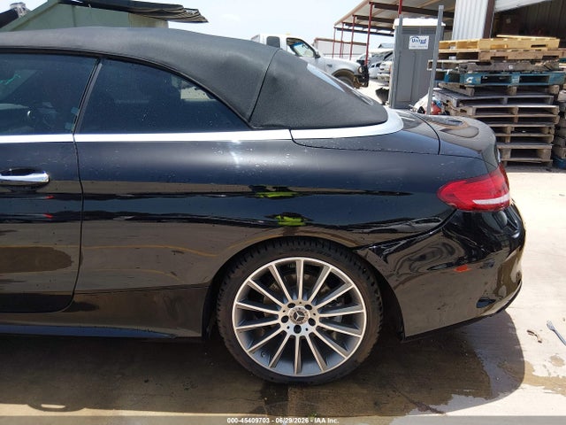 45409703 :رقم المزاد ، WDDWK4JB3JF739587 vin ، 2018 Mercedes-benz C 300 مزاد بيع