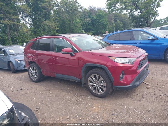 Продаж на аукціоні авто 2021 Toyota Rav4 Xle Premium, vin: 2T3A1RFV9MW177155, номер лоту: 45409719