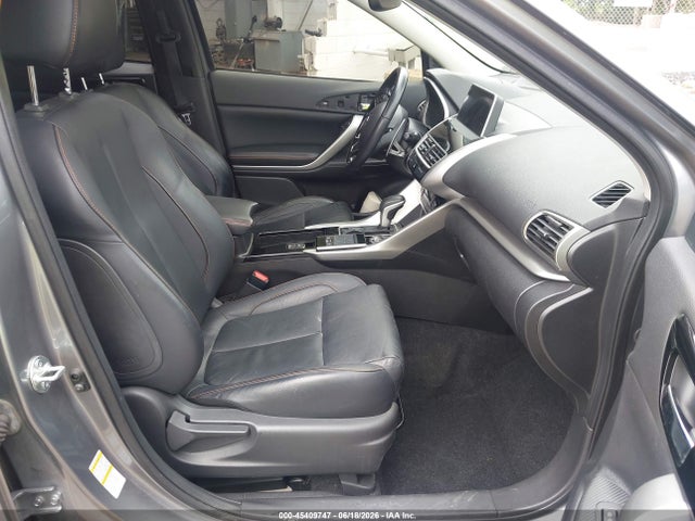 2018 Mitsubishi Eclipse Cross Sel მანქანა იყიდება აუქციონზე, vin: JA4AT5AA4JZ069393, აუქციონის ნომერი: 45409747