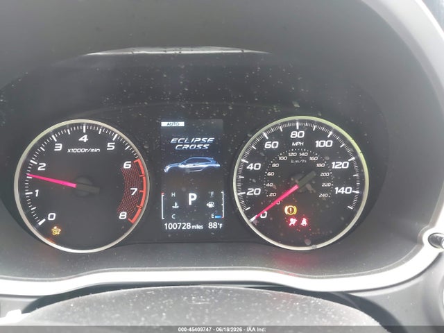 2018 Mitsubishi Eclipse Cross Sel მანქანა იყიდება აუქციონზე, vin: JA4AT5AA4JZ069393, აუქციონის ნომერი: 45409747