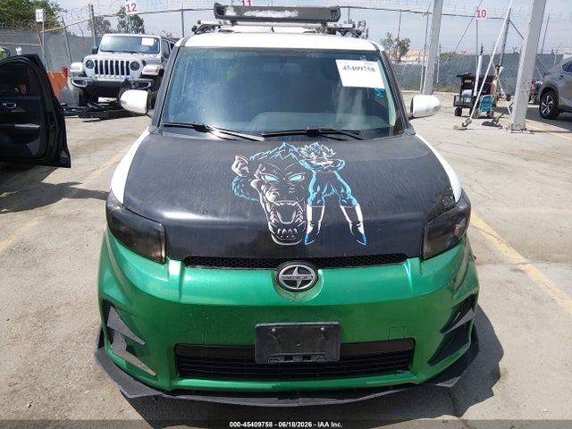 Scion XB 2014 JTLZE4FE3EJ065210 Image 12