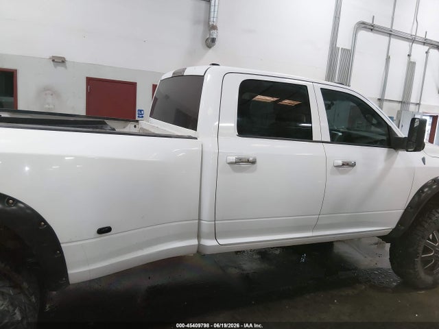 45409798 :رقم المزاد ، 3D73Y4CL0BG506306 vin ، 2011 Ram Ram 3500 Laramie مزاد بيع