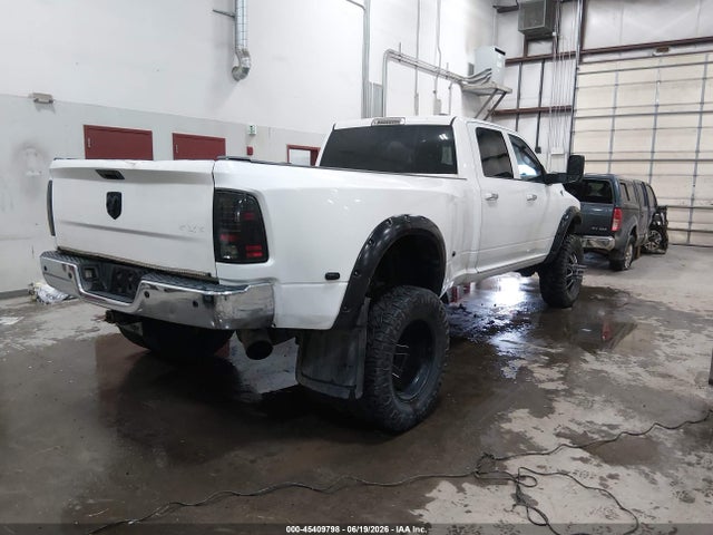 45409798 :رقم المزاد ، 3D73Y4CL0BG506306 vin ، 2011 Ram Ram 3500 Laramie مزاد بيع