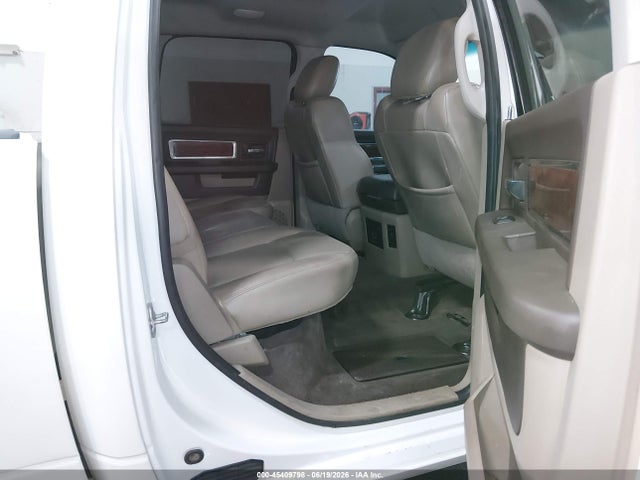 45409798 :رقم المزاد ، 3D73Y4CL0BG506306 vin ، 2011 Ram Ram 3500 Laramie مزاد بيع