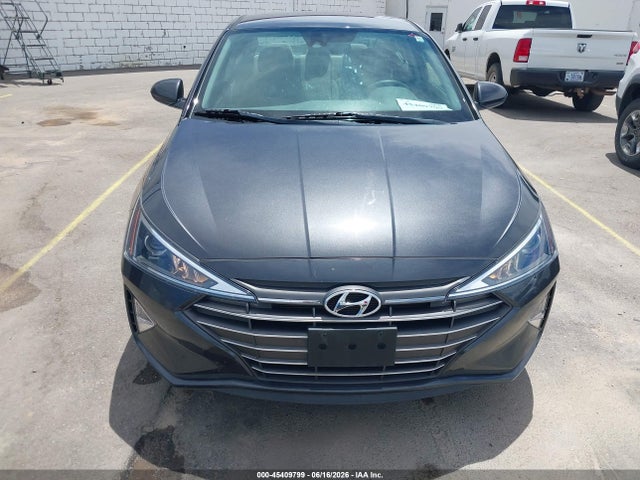 5NPD74LFXLH613268 Hyundai ELANTRA SE