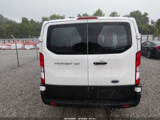 1FTBR1Y86RKA59666 Ford Transit-250