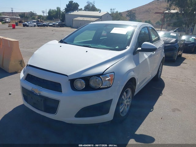 Chevrolet Sonic Lt Auto 2014 1G1JC5SH9E4187954 Image 2