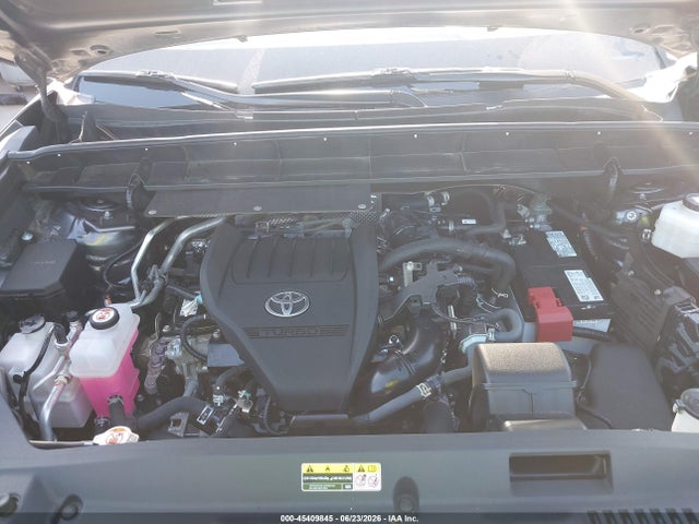 Toyota Highlander Xle 2023 5TDKDRBH7PS033511 Image 10