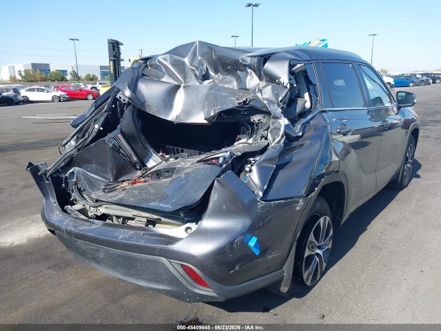 Toyota Highlander Xle 2023 5TDKDRBH7PS033511 Image 4