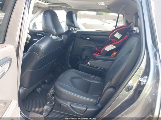 Toyota Highlander Xle 2023 5TDKDRBH7PS033511 Image 8