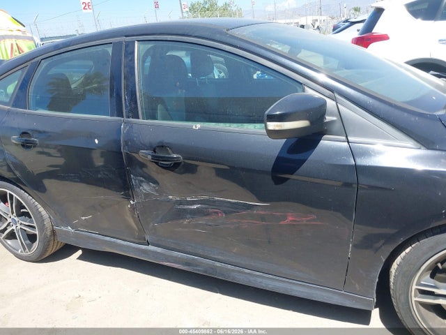 Ford FOCUS ST 2016 1FADP3L9XGL203257 Image 6