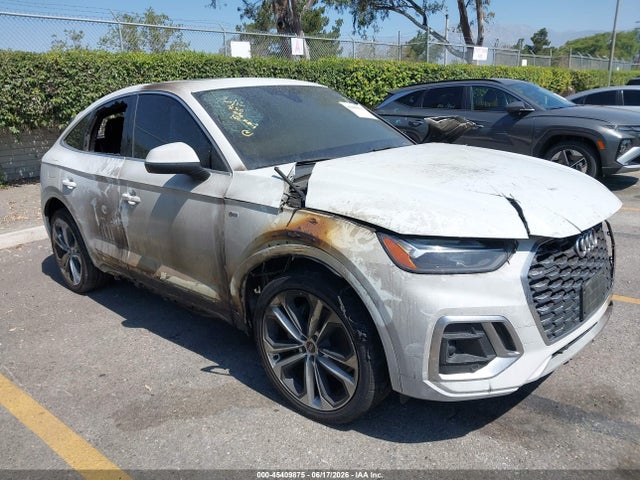 45409875 :رقم المزاد ، WA15AAFY2M2097535 vin ، 2021 Audi Q5 Sportback Premium Plus 45 Tfsi Quattro S Tronic مزاد بيع