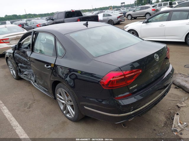 2018 Volkswagen Passat 2.0t R-line/2.0t S მანქანა იყიდება აუქციონზე, vin: 1VWAA7A35JC005596, აუქციონის ნომერი: 45409877