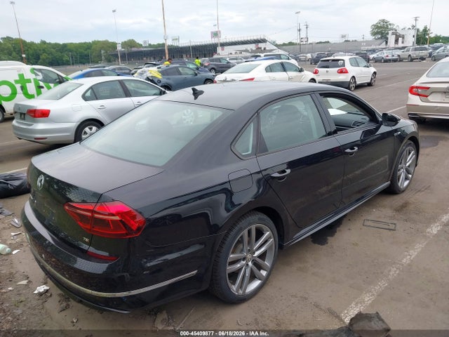 2018 Volkswagen Passat 2.0t R-line/2.0t S მანქანა იყიდება აუქციონზე, vin: 1VWAA7A35JC005596, აუქციონის ნომერი: 45409877