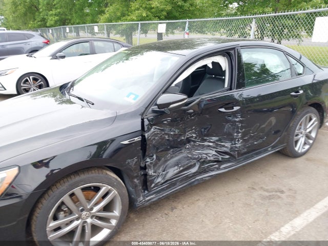 2018 Volkswagen Passat 2.0t R-line/2.0t S მანქანა იყიდება აუქციონზე, vin: 1VWAA7A35JC005596, აუქციონის ნომერი: 45409877