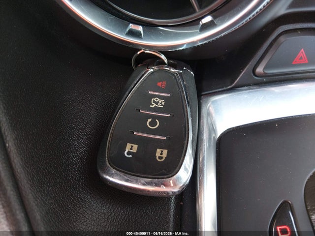 45409911 :رقم المزاد ، 1G1FD1RX7N0106157 vin ، 2022 Chevrolet Camaro Rwd  2lt مزاد بيع