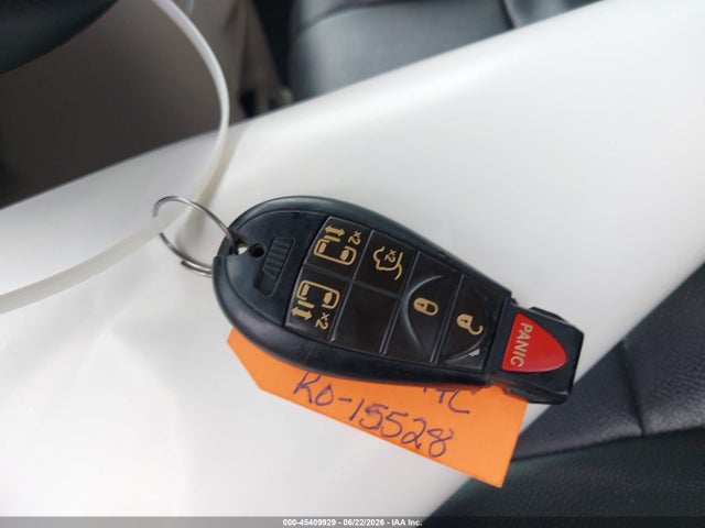 45409929 :رقم المزاد ، 2C4RC1BG6ER138637 vin ، 2014 Chrysler Town & Country Touring مزاد بيع