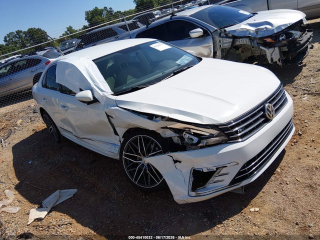 2017 Volkswagen Passat 1.8t R-line მანქანა იყიდება აუქციონზე, vin: 1VWDT7A38HC065082, აუქციონის ნომერი: 45410032