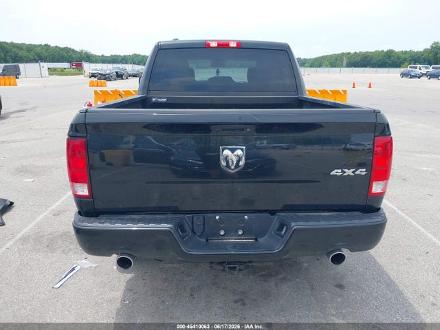 Aukcja sprzedaży 2018 Ram 1500 Express  4x4 5'7 Box, vin: 1C6RR7KT2JS148399, numer aukcji: 45410063