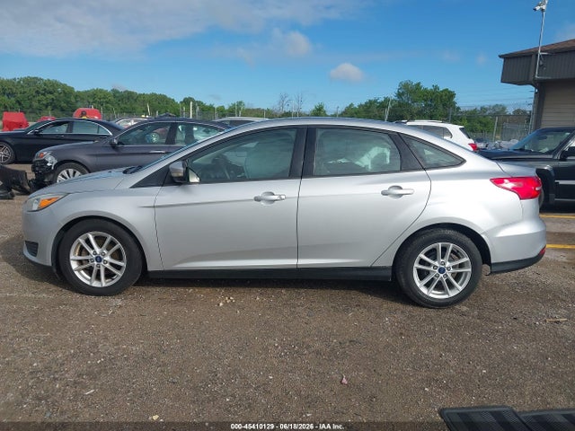 Ford FOCUS SE 2015 1FADP3F28FL254575 Image 14