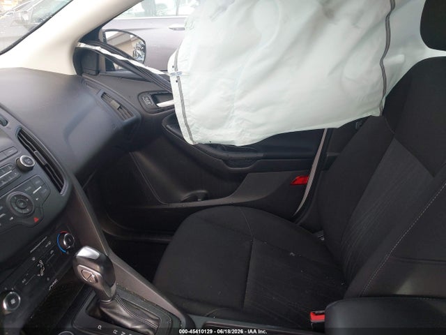 Ford FOCUS SE 2015 1FADP3F28FL254575 Image 5