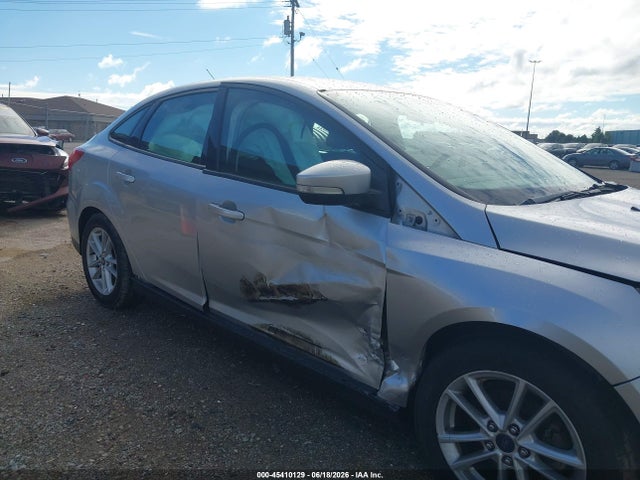 Ford FOCUS SE 2015 1FADP3F28FL254575 Image 6