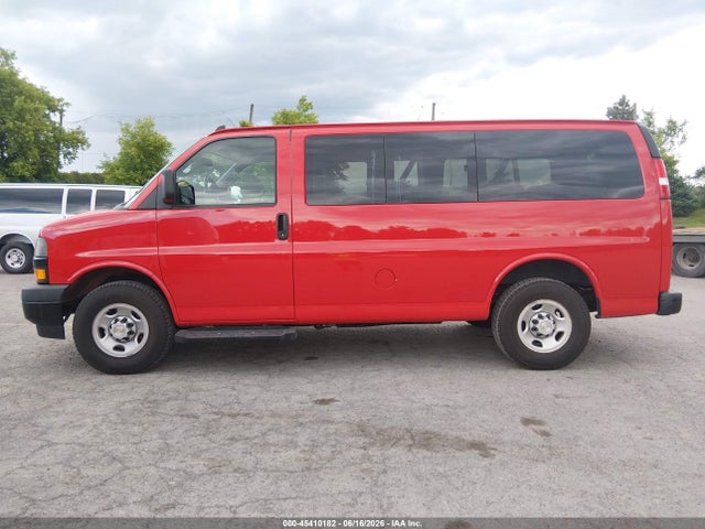 1GAWGEFPXP1105827 Chevrolet Express Passenger Rwd 2500 Regular Wheelbase Ls