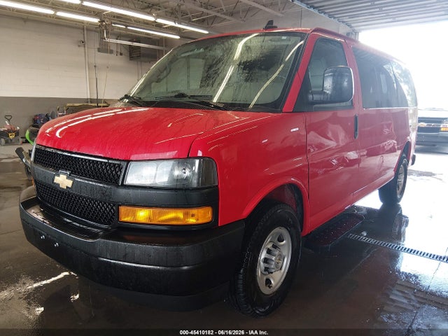 1GAWGEFPXP1105827 Chevrolet Express Passenger Rwd 2500 Regular Wheelbase Ls