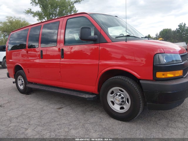 1GAWGEFPXP1105827 Chevrolet Express Passenger Rwd 2500 Regular Wheelbase Ls
