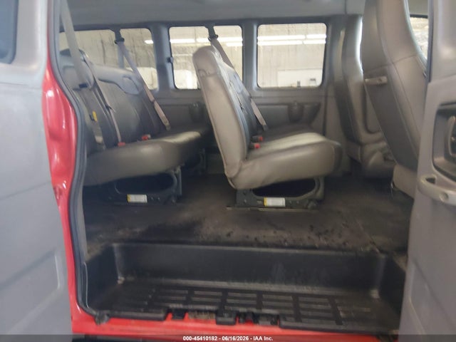 1GAWGEFPXP1105827 Chevrolet Express Passenger Rwd 2500 Regular Wheelbase Ls