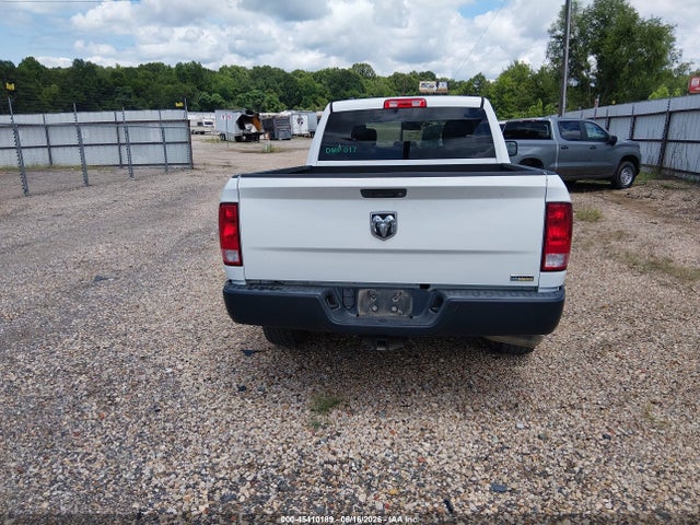 45410189 :رقم المزاد ، 1C6RR6FG0JS303605 vin ، 2018 Ram 1500 Tradesman  4x2 6'4 Box مزاد بيع