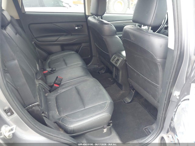 45410190 :رقم المزاد ، JA4AD3A33LZ025360 vin ، 2020 Mitsubishi Outlander Sel 2.4 مزاد بيع