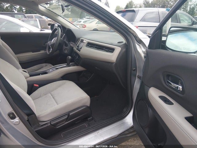 Honda HR-V LX 2019 3CZRU6H32KG716792 Image 5